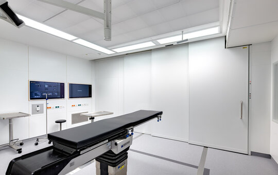 record CLEAN T2  – Automatic telescopic sliding door for hygienic environments